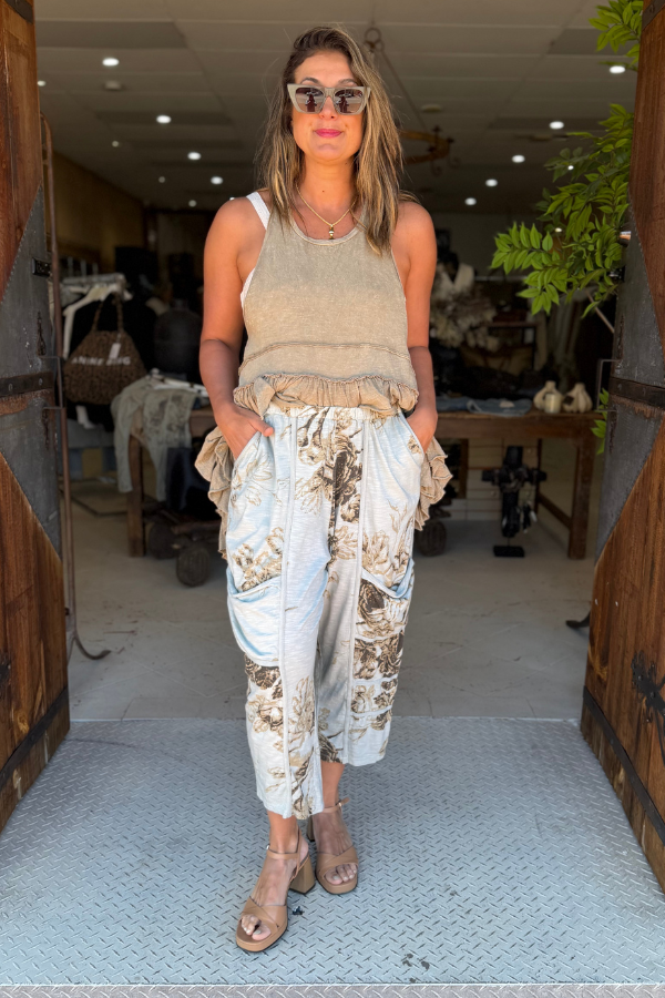 SEAMED JOGGERS - PISTACHIO OLD ROSES