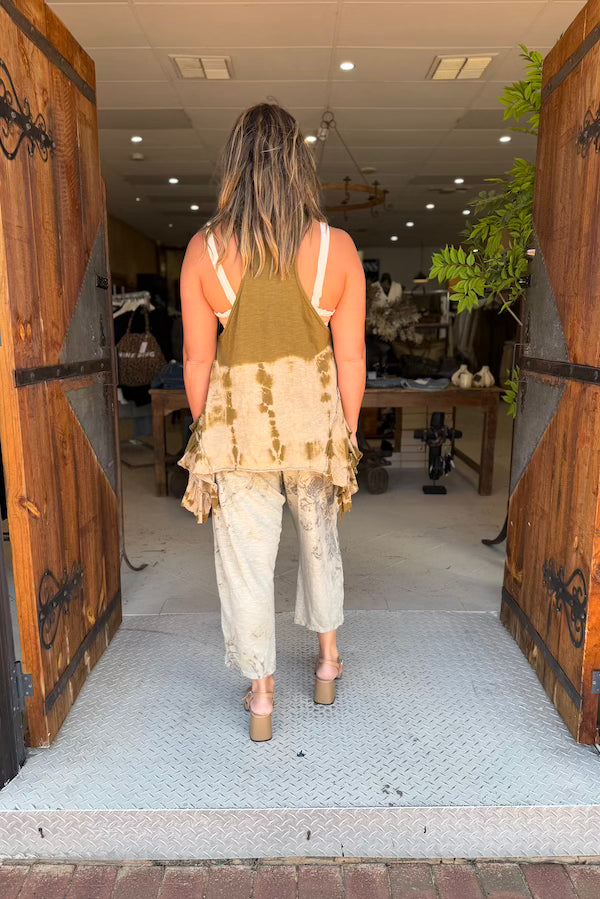 RUFFLE TANK TIE DYE - LIGHT UMBER *