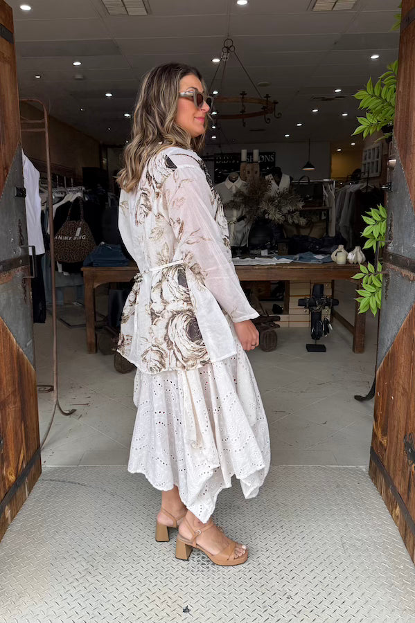 WEEKENDER SHIRT - WHITE OLD ROSES