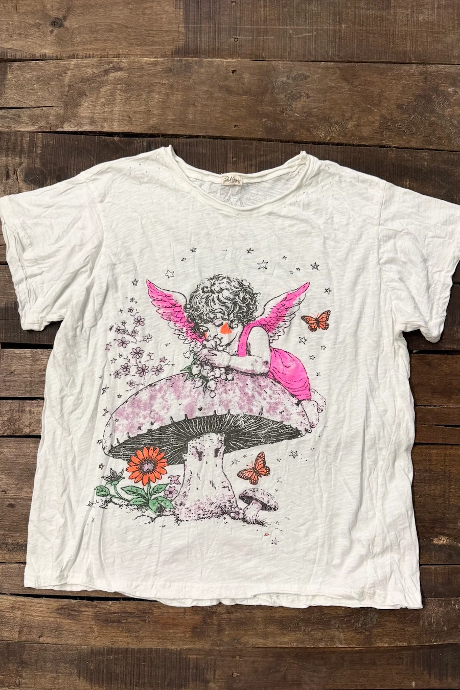 WORN AND WEATHERED TEE - FAIRY