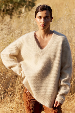 WOCH IVORY SWEATER