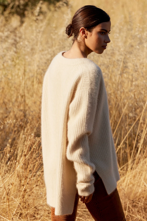 WOCH IVORY SWEATER