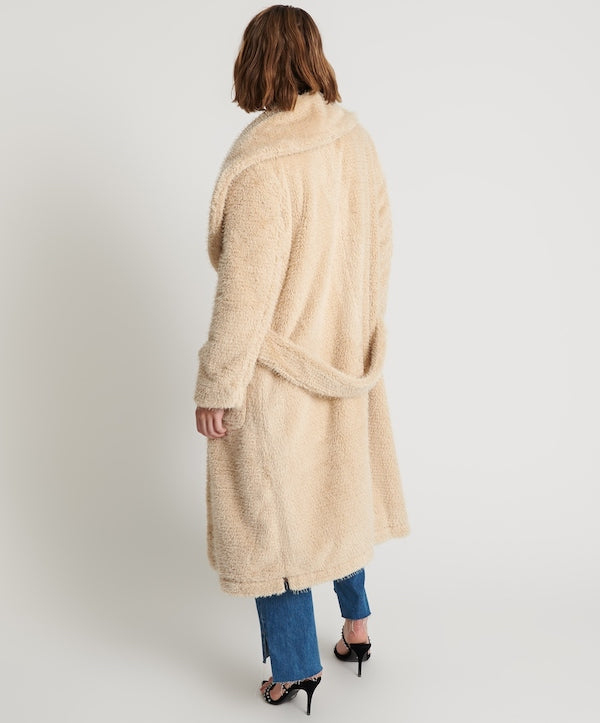 THE WONDERLAND FAUX FUR COAT - CREAM