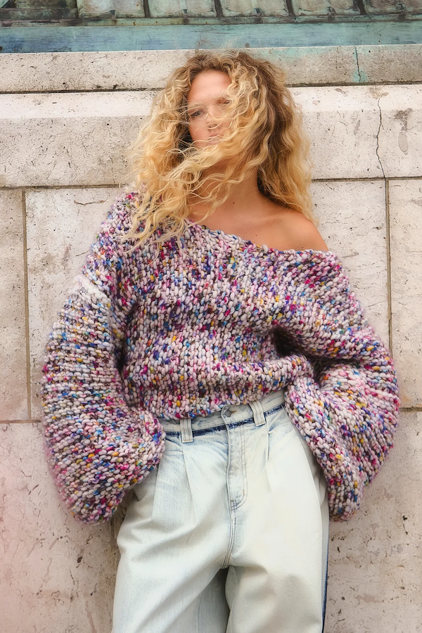 STAMP SWEATER