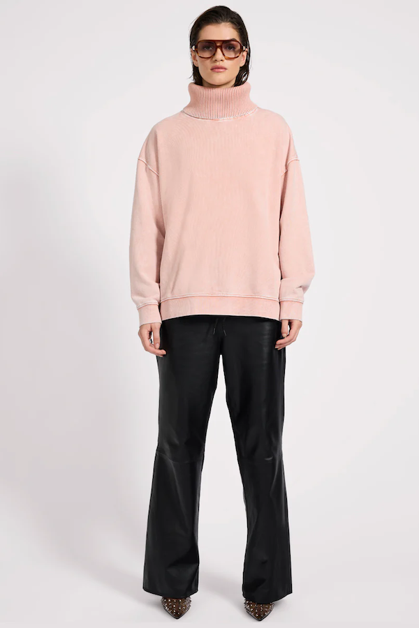 FLEECE ROLL NECK SWEATER - BLUSH PINK