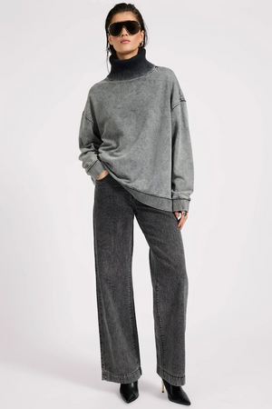FLEECE ROLL NECK SWEATER - WORN BLACK