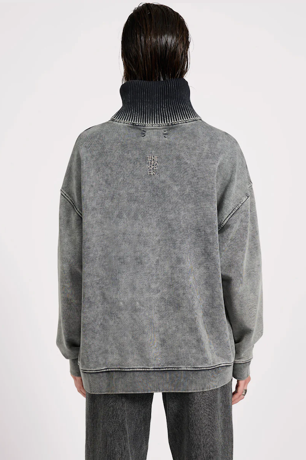 FLEECE ROLL NECK SWEATER - WORN BLACK
