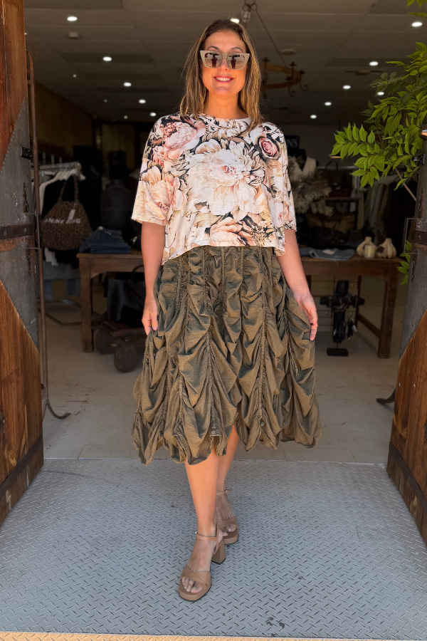 CROP T-SHIRT SHORT SLEEVE - WHITE PEONY