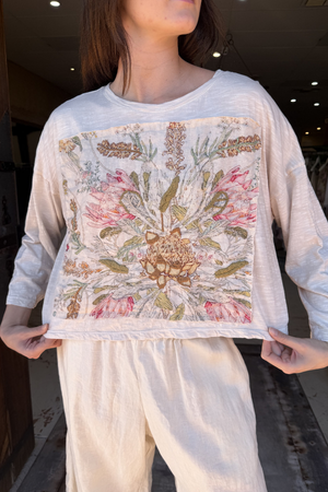CROP PROTEA T-SHIRT LONG SLEEVE - ALABASTER