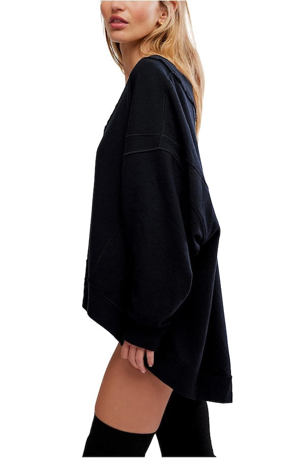 STAYCATION PULLOVER - BLACK
