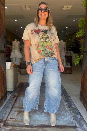 MOON DANCE TEE - QUEEN OF HEARTS