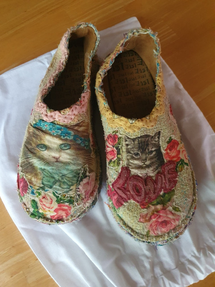 MP SLIPPERS SIZE 38