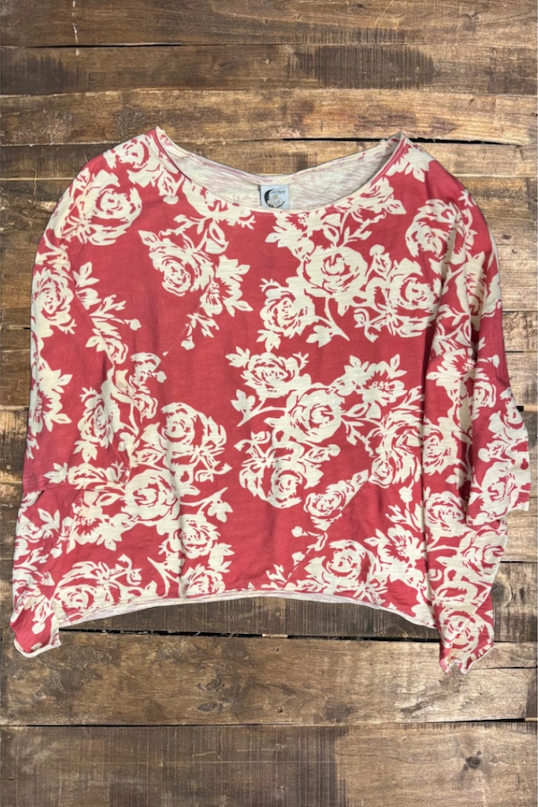 BE FREE TOP - BED OF ROSES