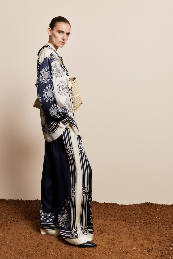 BANDERRA SCARF SILK SHIRT