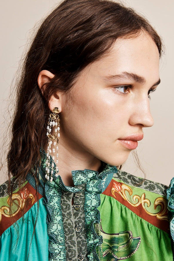 DJANGO BOW AND PEARL DUSTER EARRINGS