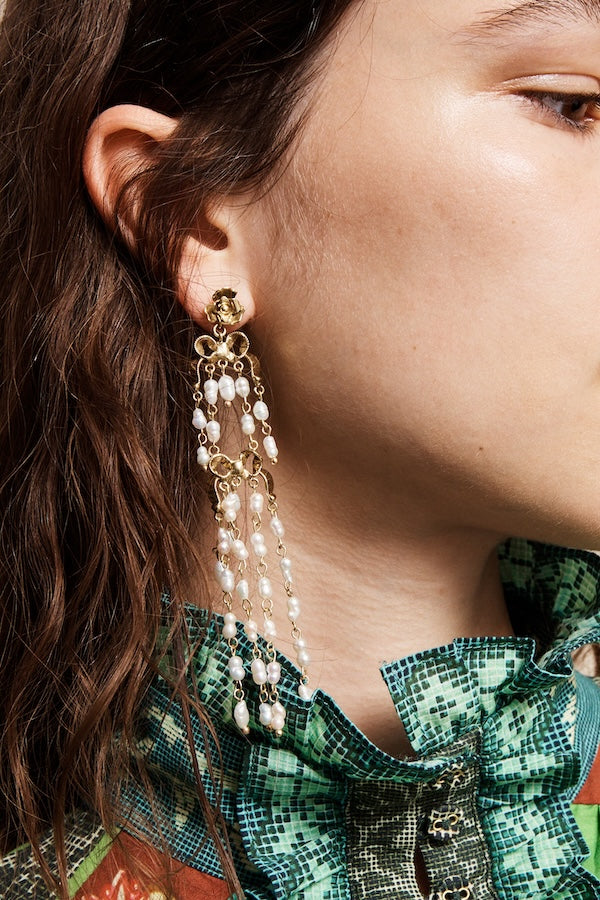 DJANGO BOW AND PEARL DUSTER EARRINGS