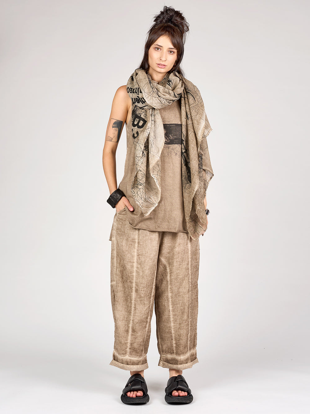 AVISTO SCARF - SAND ALL OVER PRINT