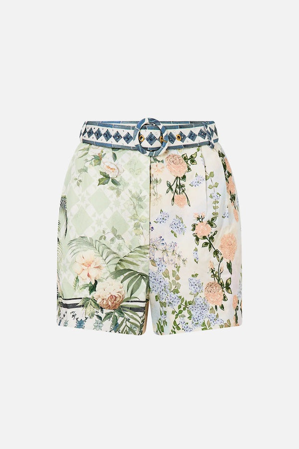 TUCK FRONT SHORT