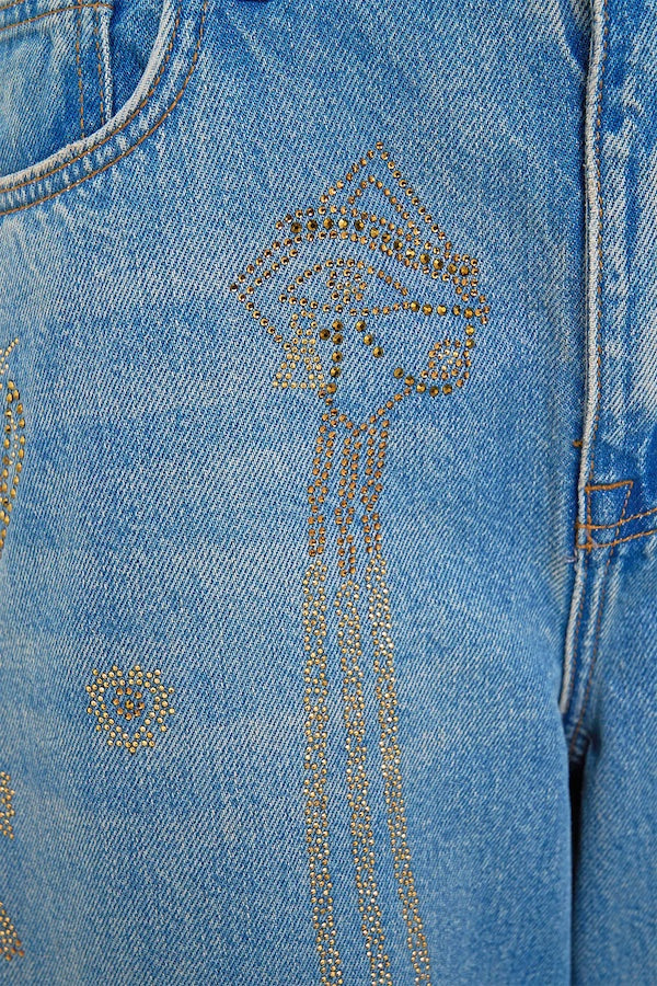 MILLA SACRED SYMBOLS GIRLFRIEND JEAN