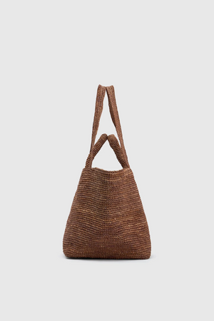 AMIR STRAW TOTE - CHOCOLATE