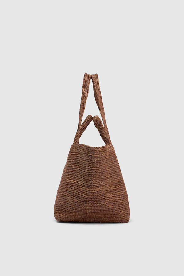 AMIR STRAW TOTE - CHOCOLATE