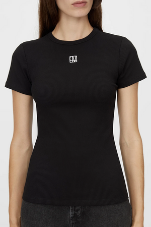 NORA FITTED TEE - BLACK