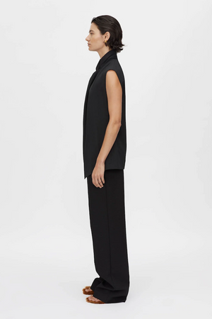 ORIOLE TWIST NECK TOP