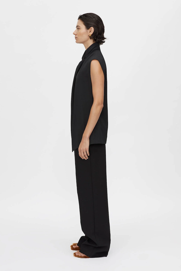 ORIOLE TWIST NECK TOP