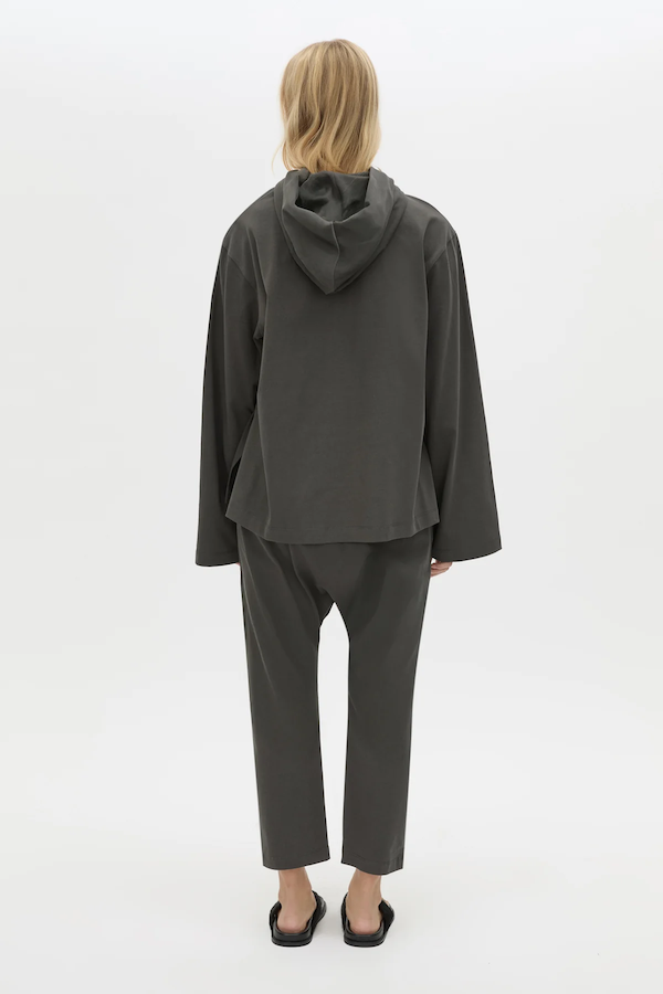 STUDIO TRACK PANT - COAL