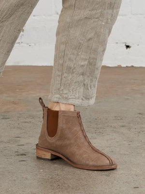 GNOMO BOOTS