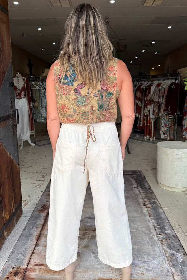 ENCHANTED FIELDS TANK - OLIVE