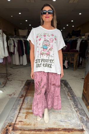 WORN AND WEATHERED TEE - EAT CAKE