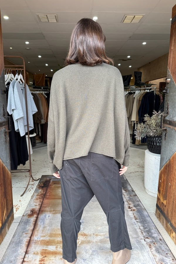 ARENA KNITTED TOP - ARMY GREEN