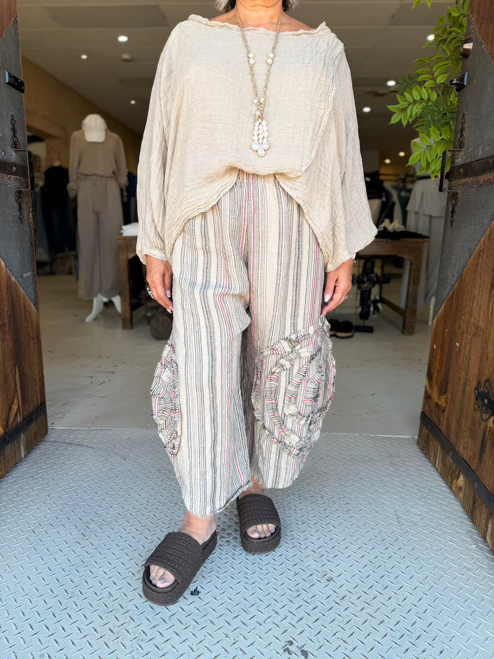 CABBAGE ROSE PANTS - OAT / BERRY