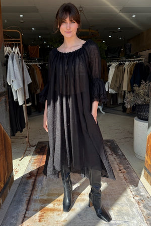 AMANO BUTTON BACK DRESS (LINEN GAUZE) BLACK