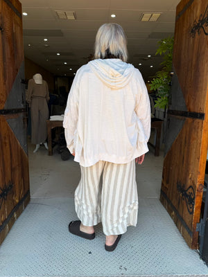 BOMBER JACKET - CREAM