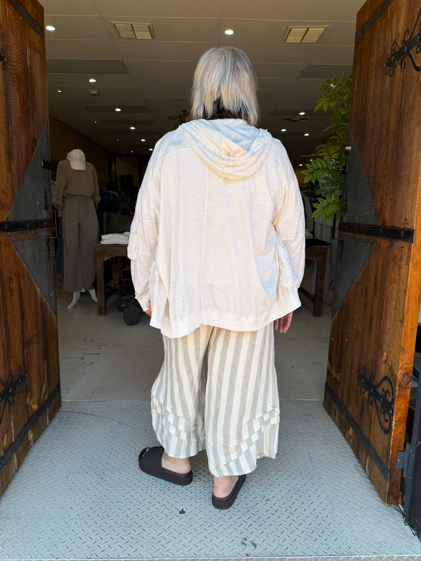 BOMBER JACKET - CREAM