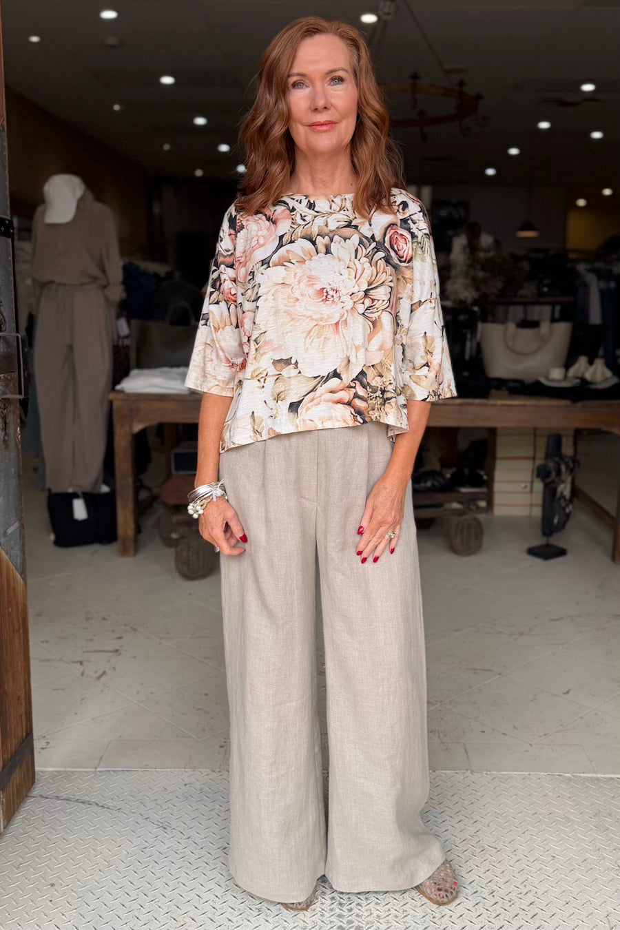 CROP T-SHIRT SHORT SLEEVE - WHITE PEONY