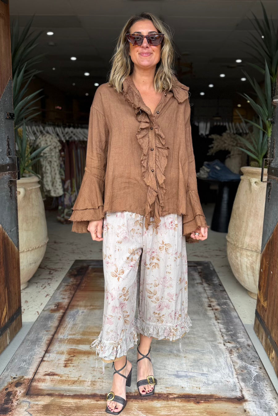 PIERROT SHIRT LINEN - HAZELNUT