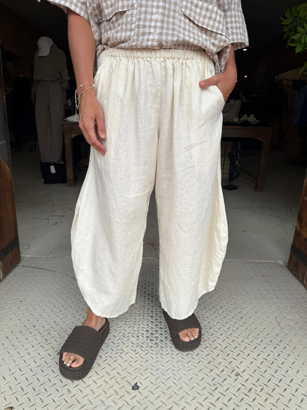 BASIC PANTS - CREAM