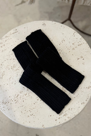 KIKKO GLOVES - BLACK