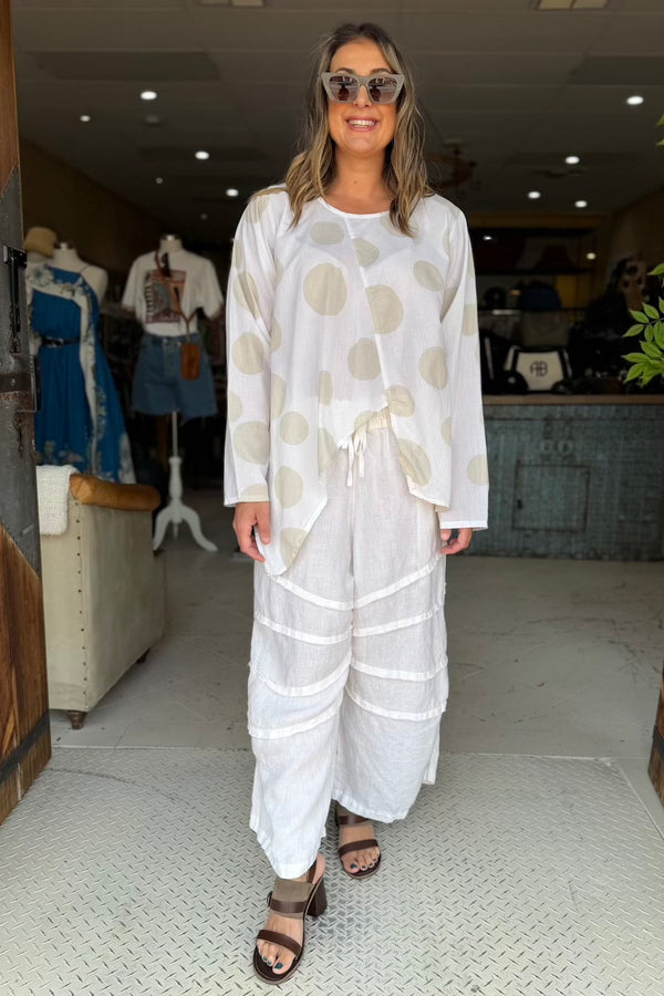 CROP KITE SHIRT - WHITE POLKA DOTS