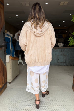 BLOOMERS - WHITE WITH OAT DOT