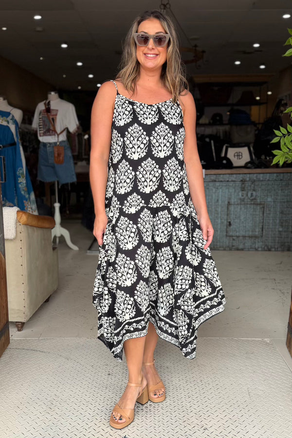 LONG PINWHEEL SLIP - BLACK FLOWER