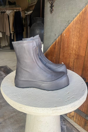 GASOLINE BOOT - INKY BLUE