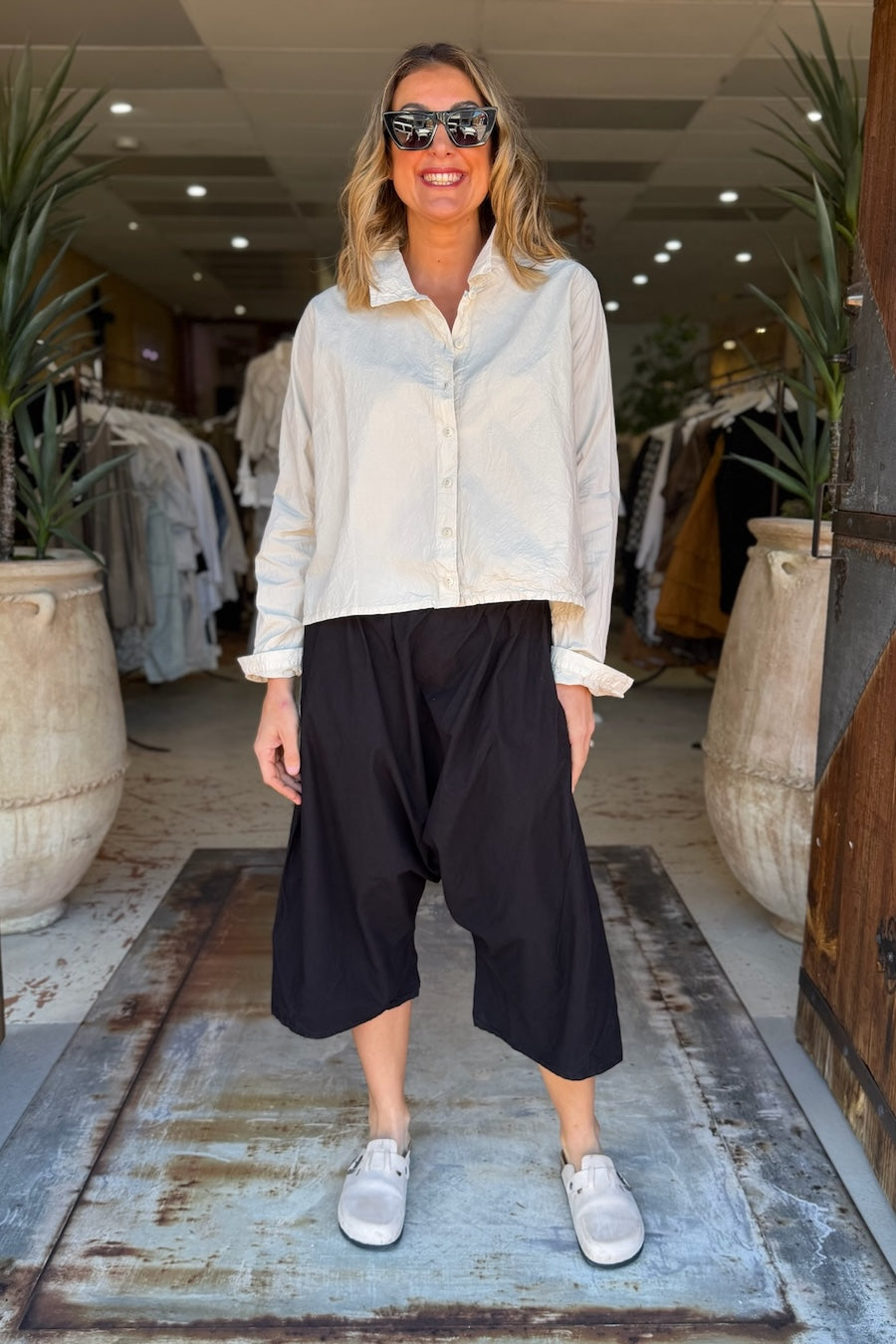 RODUNG TROUSERS - KAVIAR (BLACK)