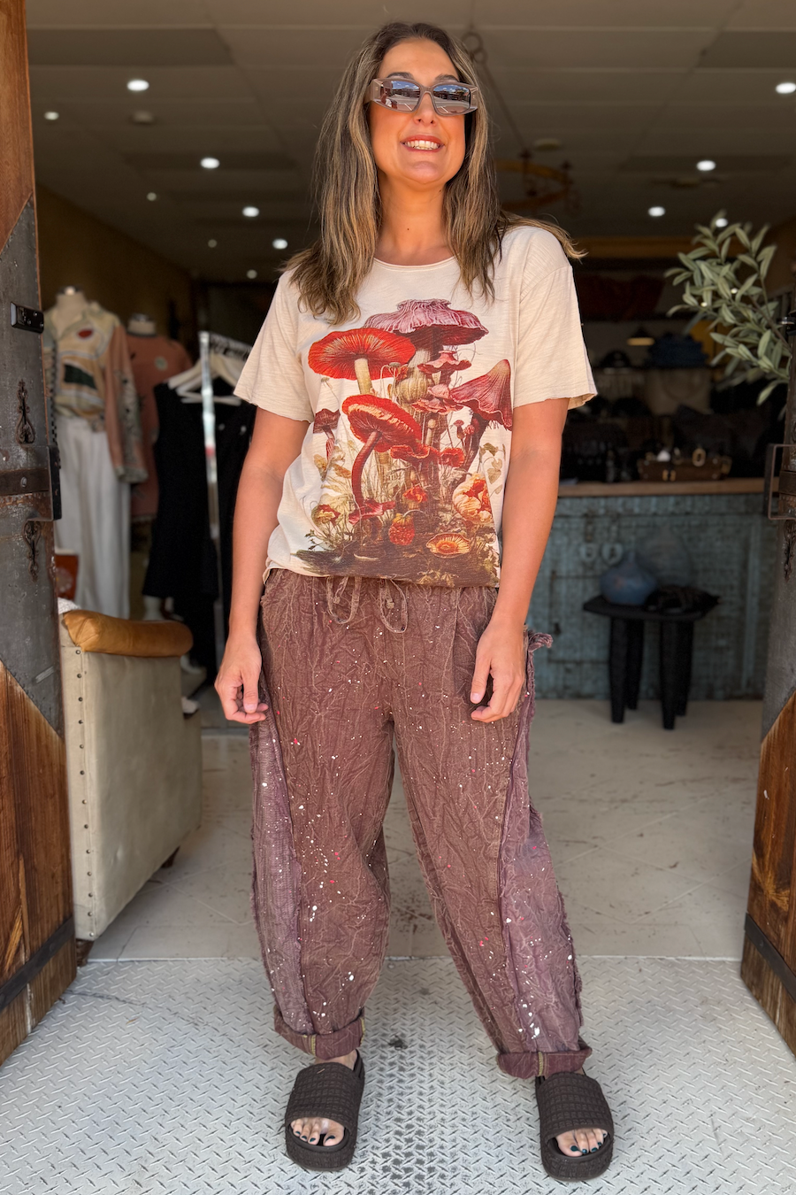 MOON DANCE TEE - LOVELY MUSHROOMS