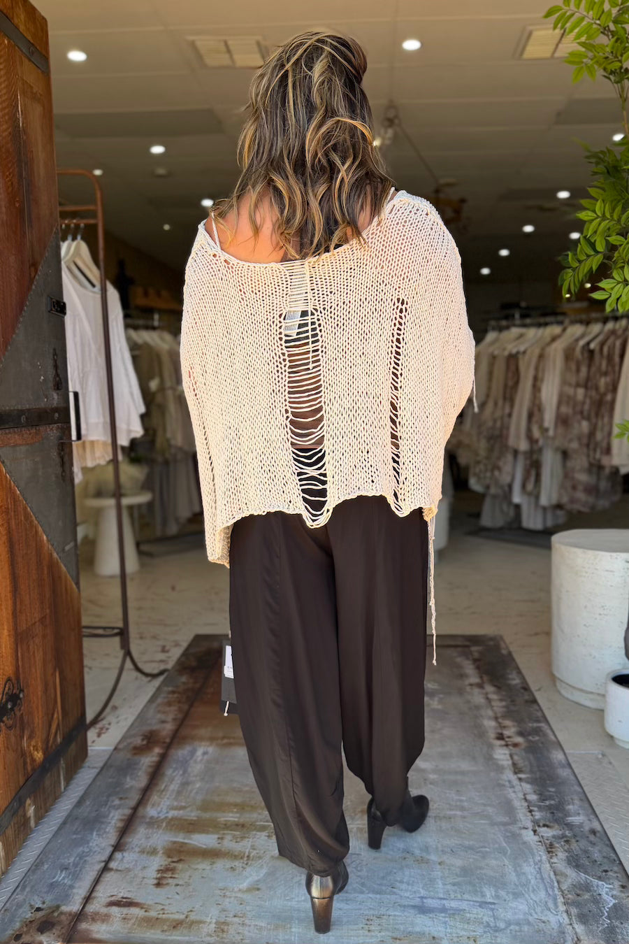 MEAH SWEATER - OFF WHITE