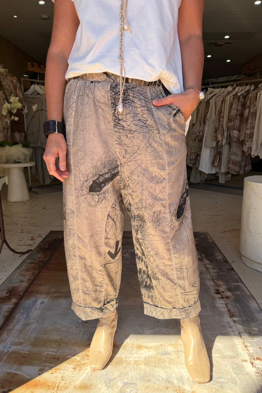 MIRRO PANTS - SAND ALL OVER PRINT