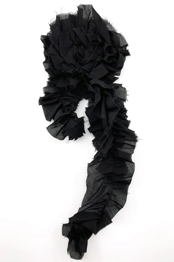 MIMI FRILL BROOCH - BLACK